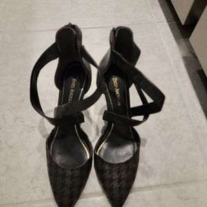 Enzo Angiolini Strapped Black Heels